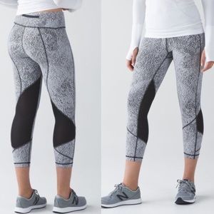 Lululemon Pace Rival Crop
